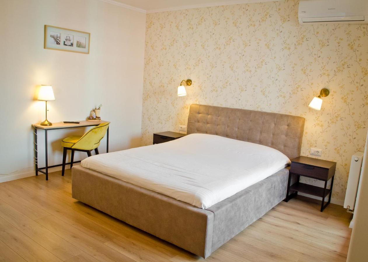 Amber Studio Oradea Apartment ภายนอก รูปภาพ