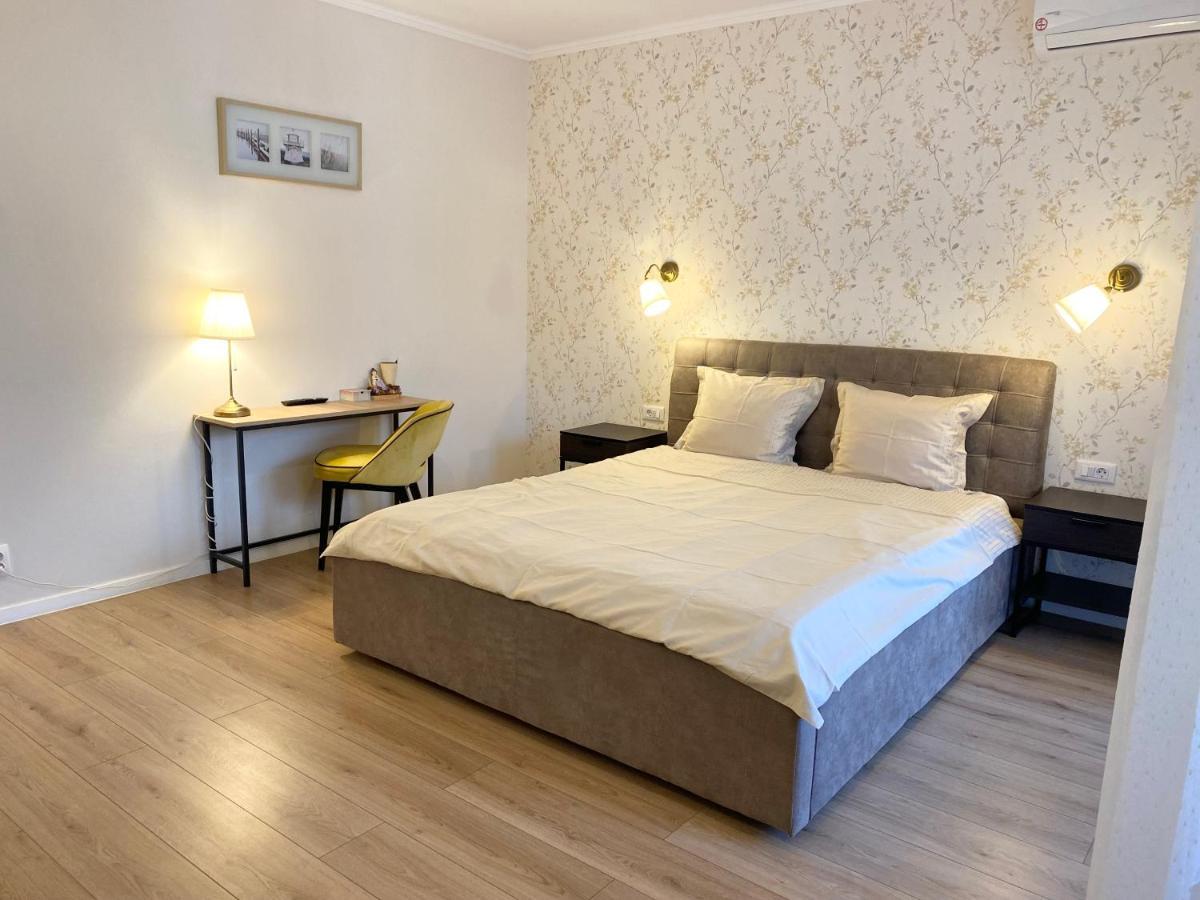 Amber Studio Oradea Apartment ภายนอก รูปภาพ